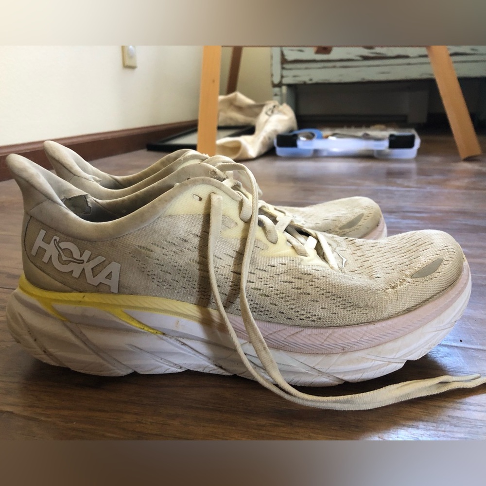 Women’s Hoka One One Clifton 8